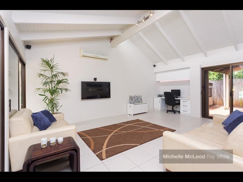 5 Minno Street, Chapel Hill QLD 4069