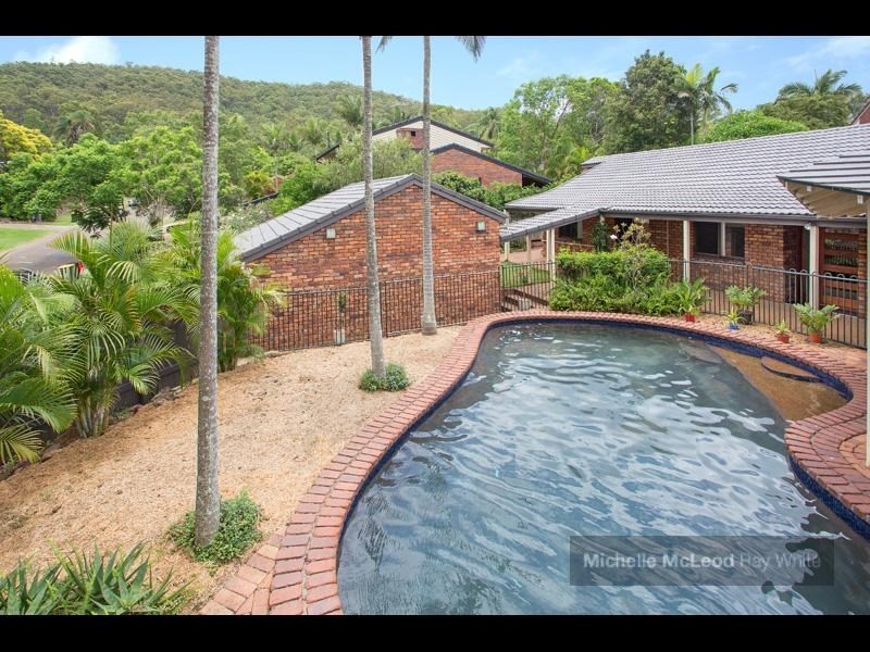 5 Minno Street, Chapel Hill QLD 4069