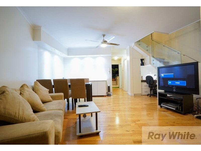 1/75 Bellevue Terrace, St Lucia QLD 4067