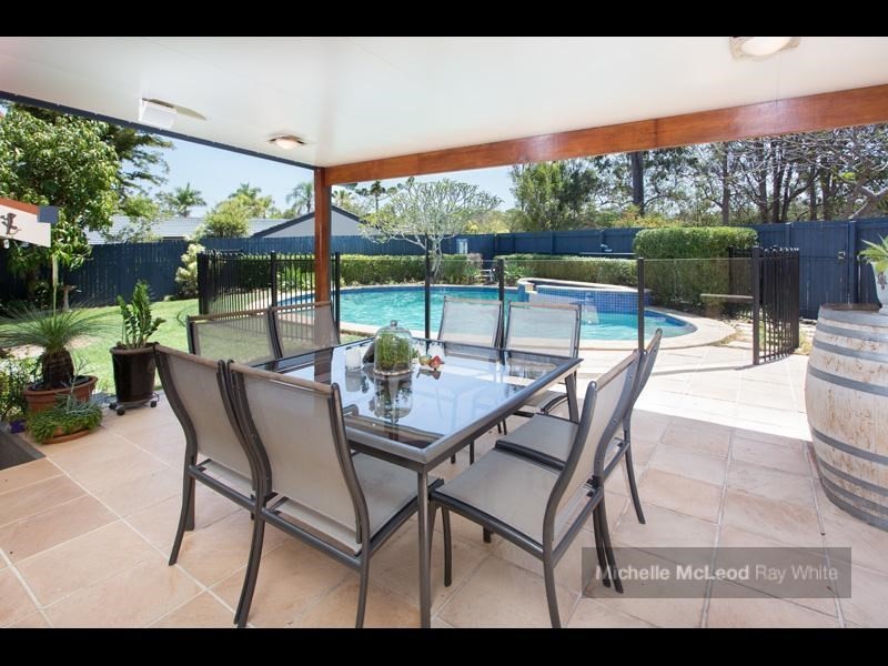 51 Matingara Street, Chapel Hill QLD 4069