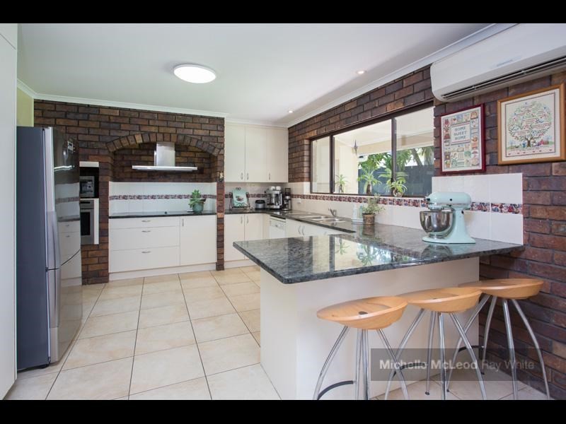 51 Matingara Street, Chapel Hill QLD 4069