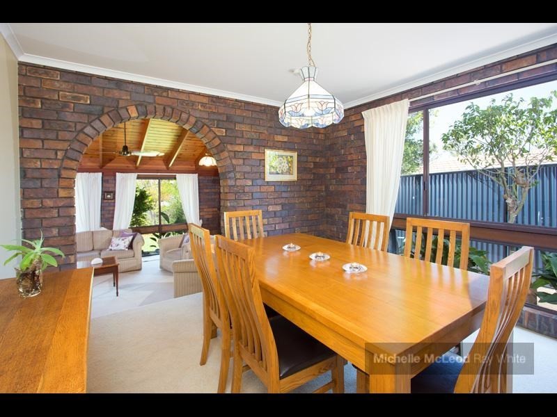 51 Matingara Street, Chapel Hill QLD 4069