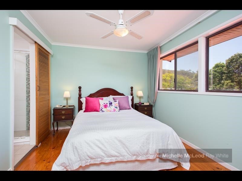 51 Matingara Street, Chapel Hill QLD 4069