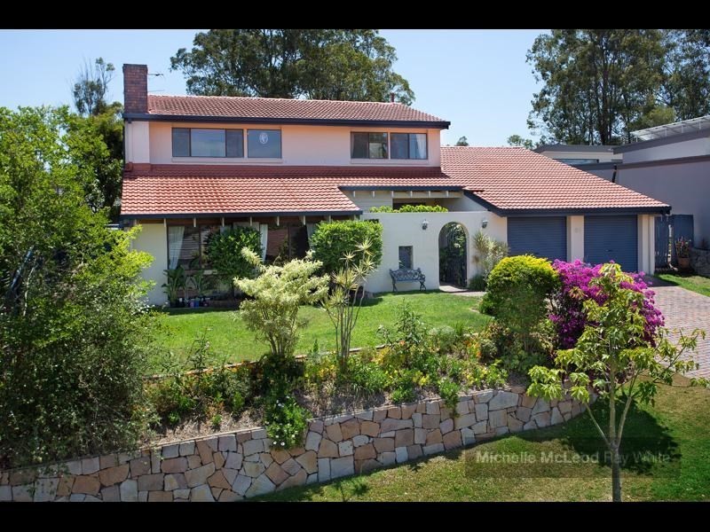 51 Matingara Street, Chapel Hill QLD 4069