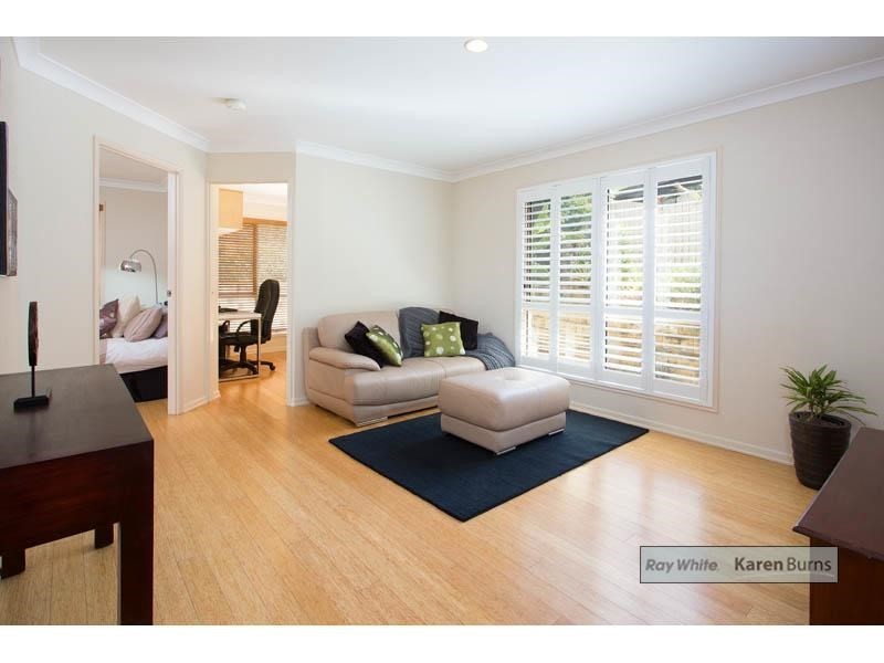 16 Aurora Crescent, Kenmore QLD 4069