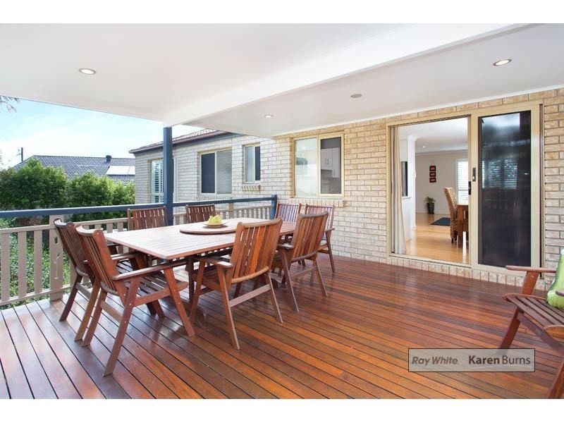 16 Aurora Crescent, Kenmore QLD 4069