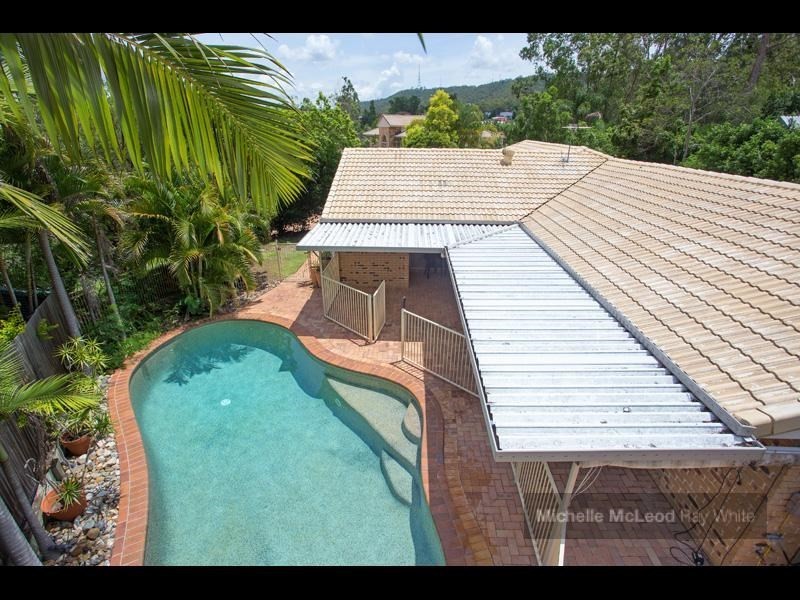 16 Arabilia Close, Chapel Hill QLD 4069