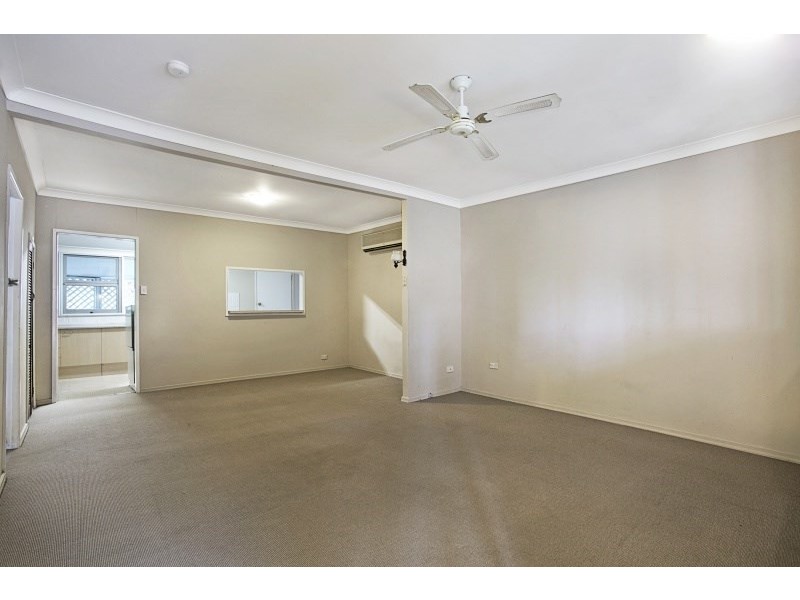 30 Harrys Road, Taringa QLD 4068