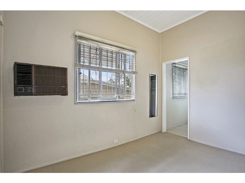 30 Harrys Road, Taringa QLD 4068