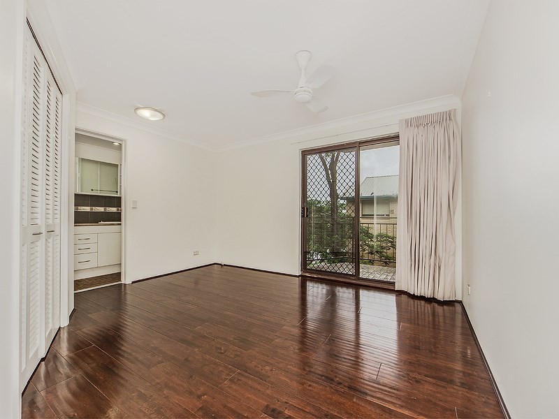 3/32 Mitre Street,, St Lucia QLD 4067