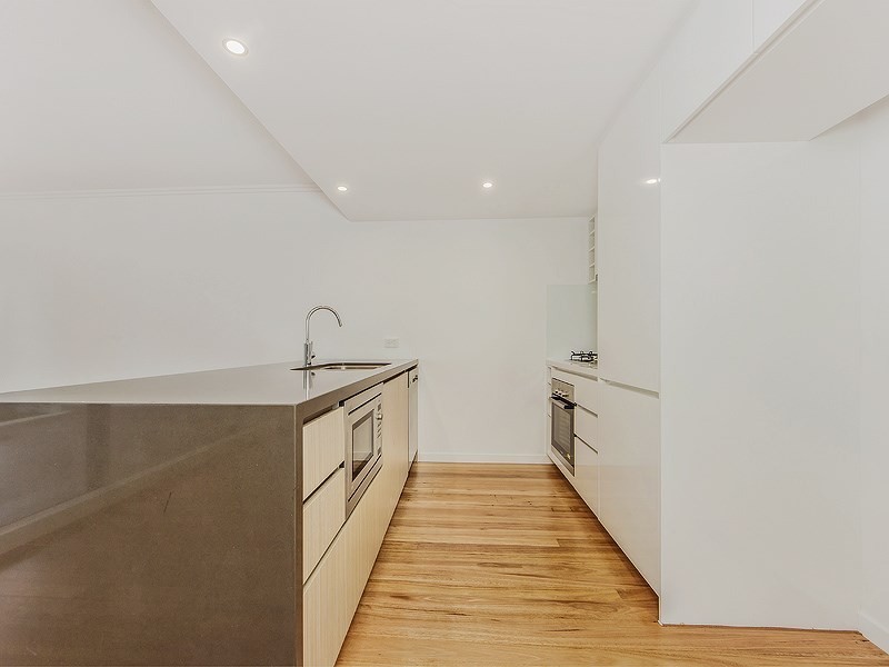 6/39 Depper Street, St Lucia QLD 4067