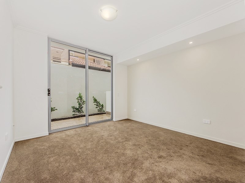 6/39 Depper Street, St Lucia QLD 4067