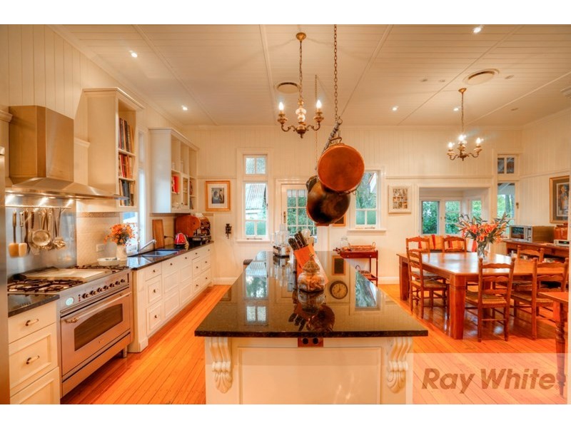 3 Dovercourt Road, Toowong QLD 4066