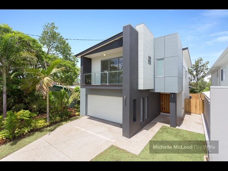 76 Burns Parade, Chapel Hill QLD 4069