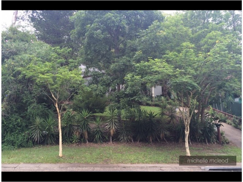 181 Burbong Street, Chapel Hill QLD 4069