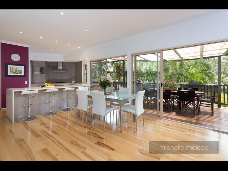 41 Ngeringa Crescent, Chapel Hill QLD 4069