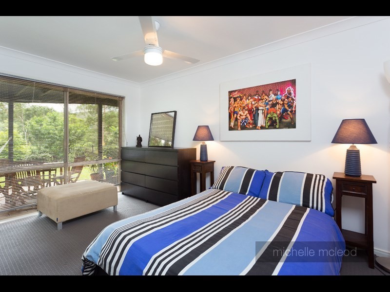 41 Ngeringa Crescent, Chapel Hill QLD 4069