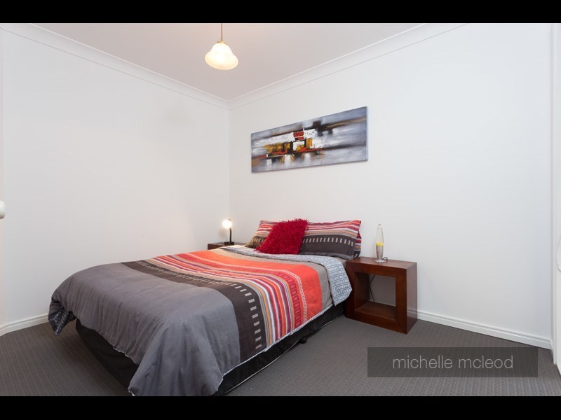 41 Ngeringa Crescent, Chapel Hill QLD 4069