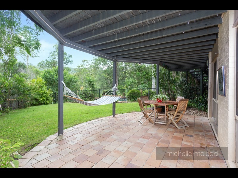 41 Ngeringa Crescent, Chapel Hill QLD 4069