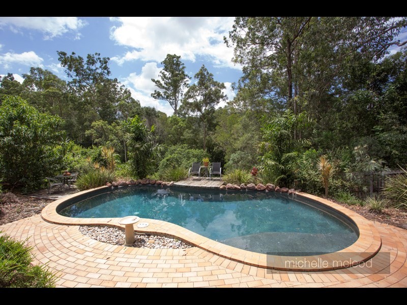 41 Ngeringa Crescent, Chapel Hill QLD 4069