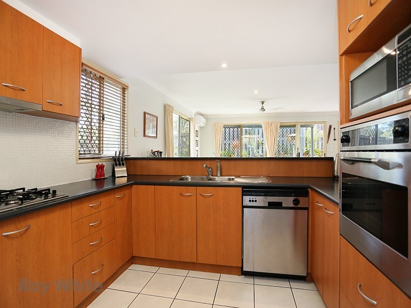 13/47 Newcomen Street, Indooroopilly QLD 4068