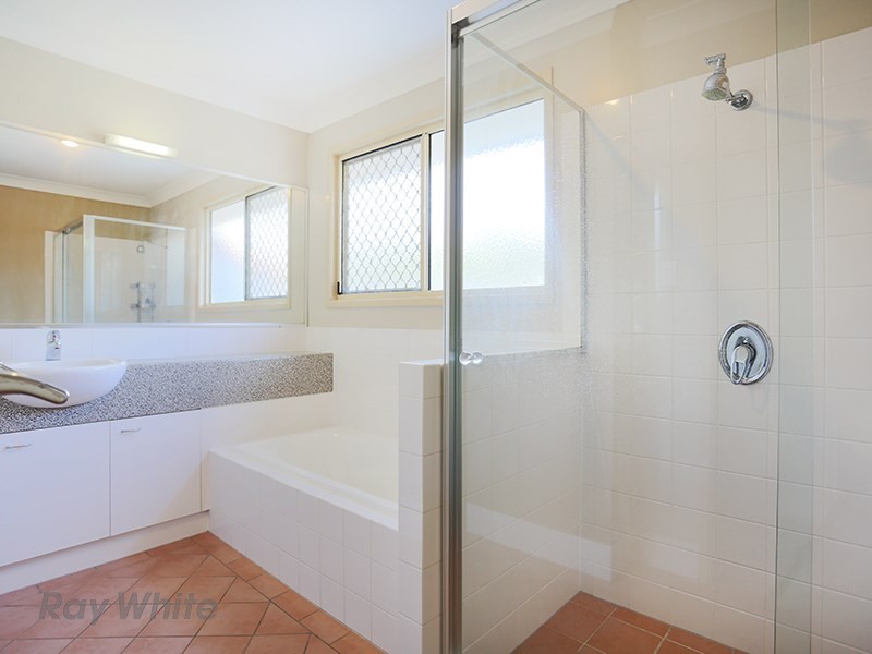 13/47 Newcomen Street, Indooroopilly QLD 4068