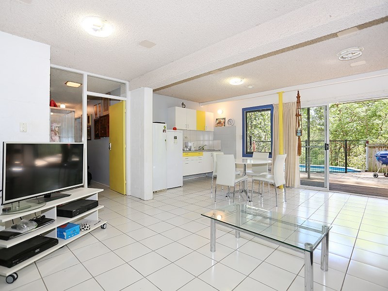 155 Jerrang Street, Indooroopilly QLD 4068