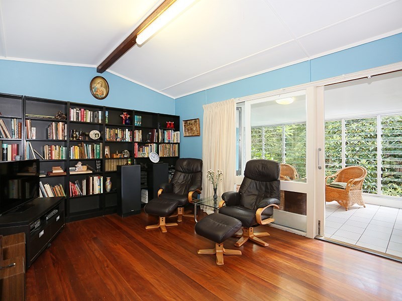 155 Jerrang Street, Indooroopilly QLD 4068