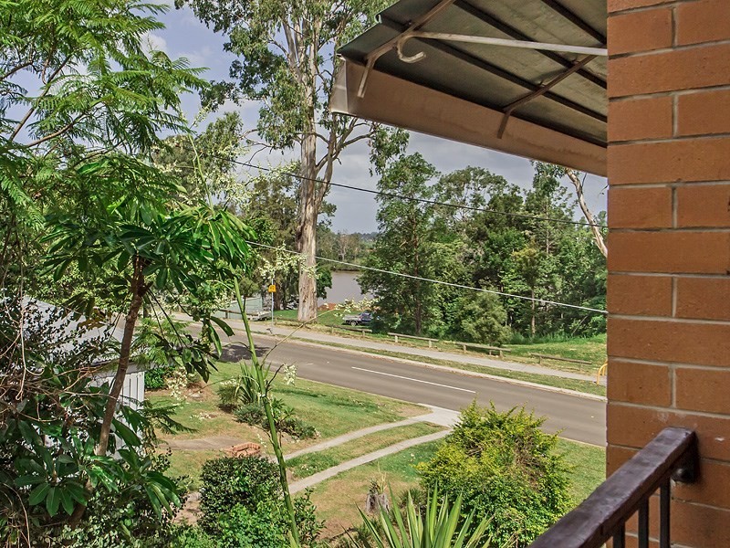 9/27 The Esplanade, St Lucia QLD 4067