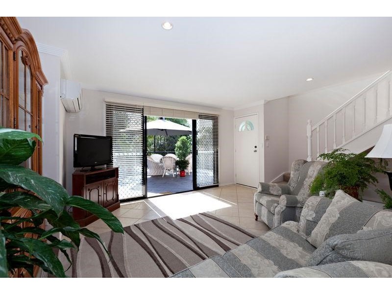 42 Wool Street, Toowong QLD 4066