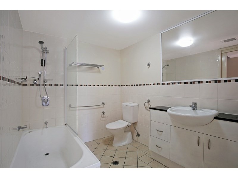 81/5 Chasely Street, Auchenflower QLD 4066