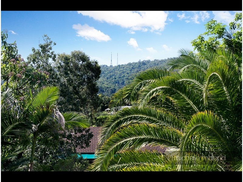 48 Diamantina Street, Chapel Hill QLD 4069