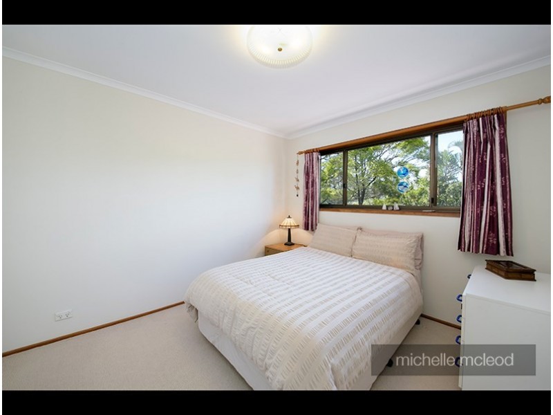 48 Diamantina Street, Chapel Hill QLD 4069