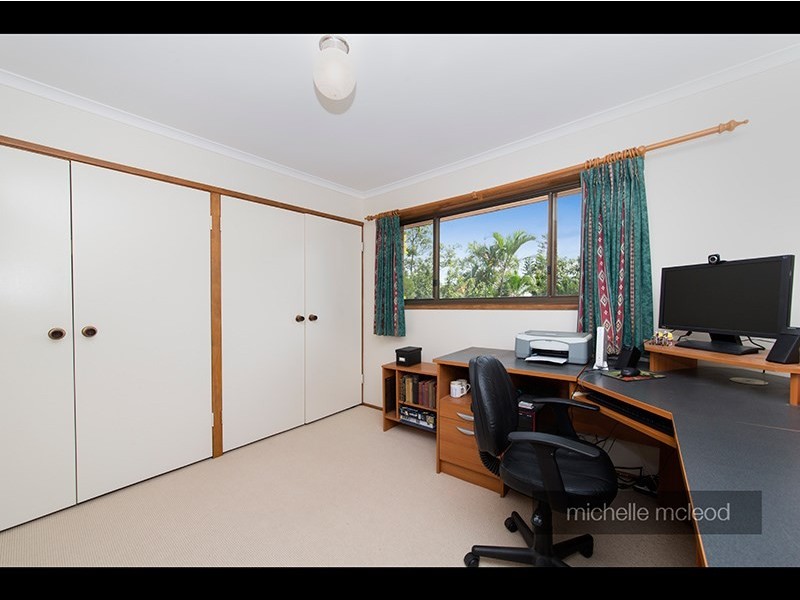 48 Diamantina Street, Chapel Hill QLD 4069