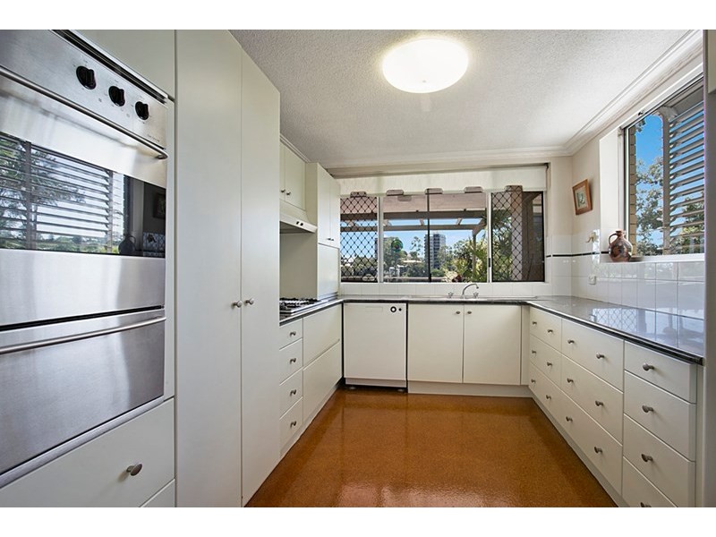 3/164 Macquarie Street, St Lucia QLD 4067