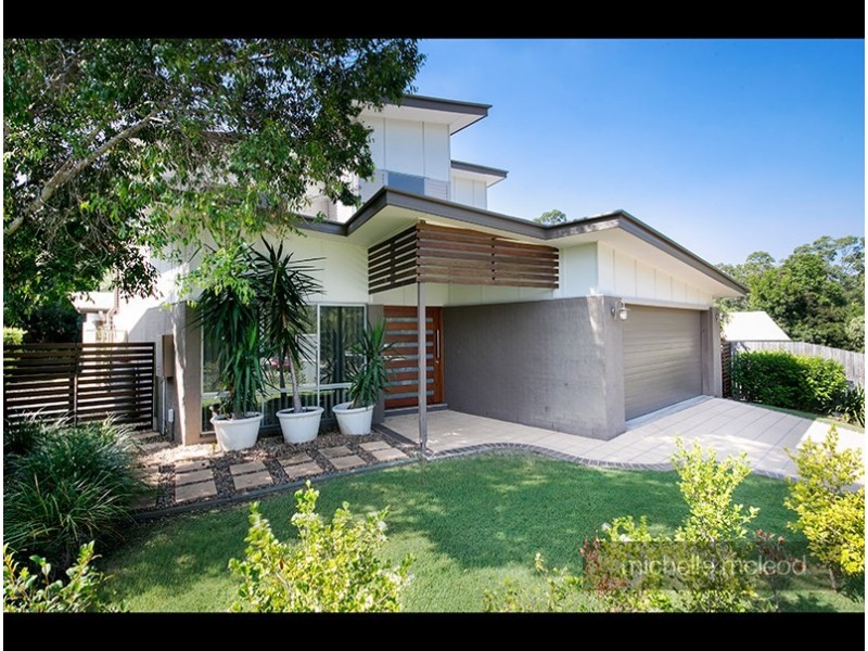 5 Lomandra Place, Chapel Hill QLD 4069