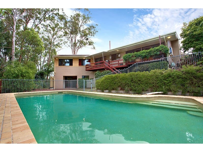 3 Dyer Street, Chapel Hill QLD 4069