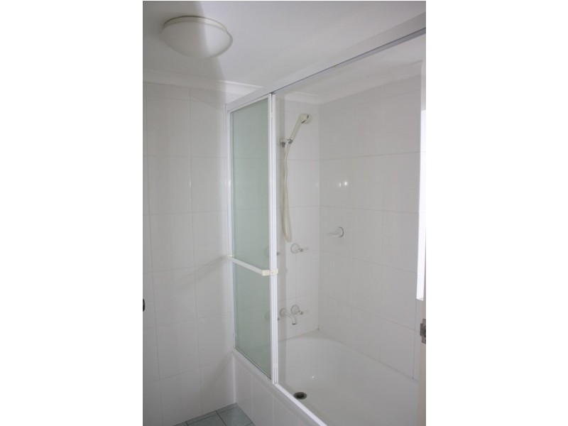 20/36 Glen Road, Toowong QLD 4066