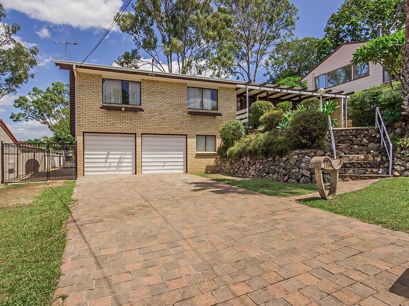 16 Rialanna Street, Kenmore QLD 4069