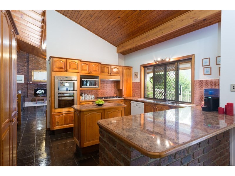 158 Greentrees Avenue, Kenmore Hills QLD 4069