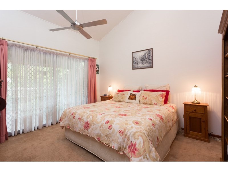 158 Greentrees Avenue, Kenmore Hills QLD 4069