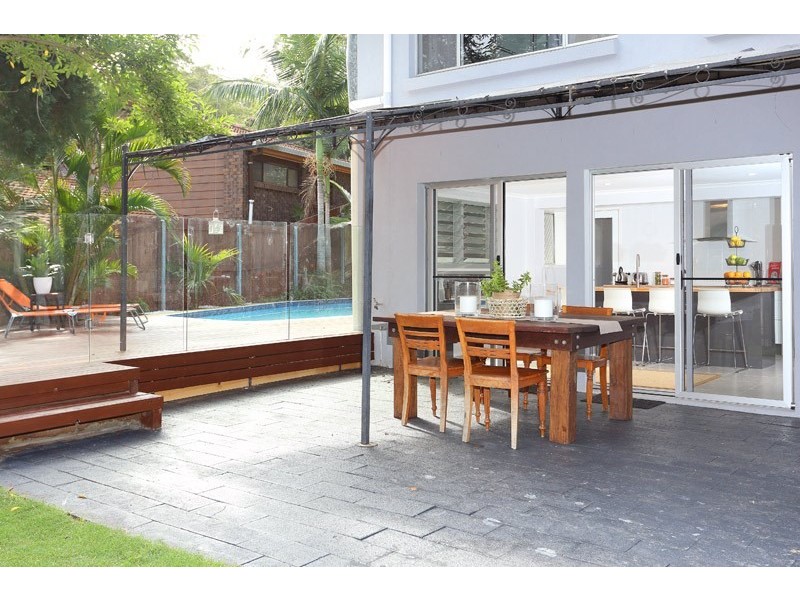 48 Cassandra Street, Chapel Hill QLD 4069