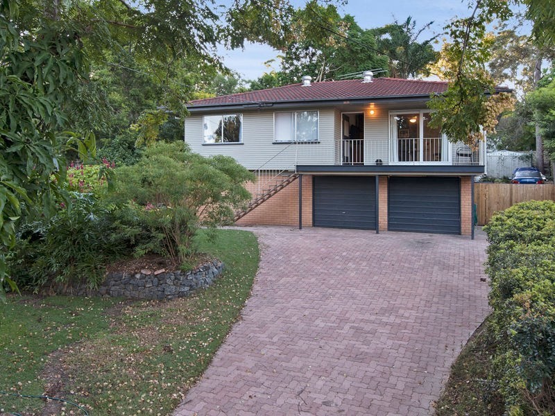 7 Cougar Street, Indooroopilly QLD 4068