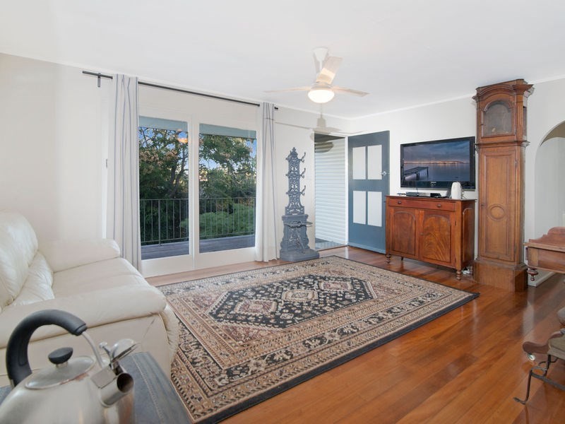 7 Cougar Street, Indooroopilly QLD 4068