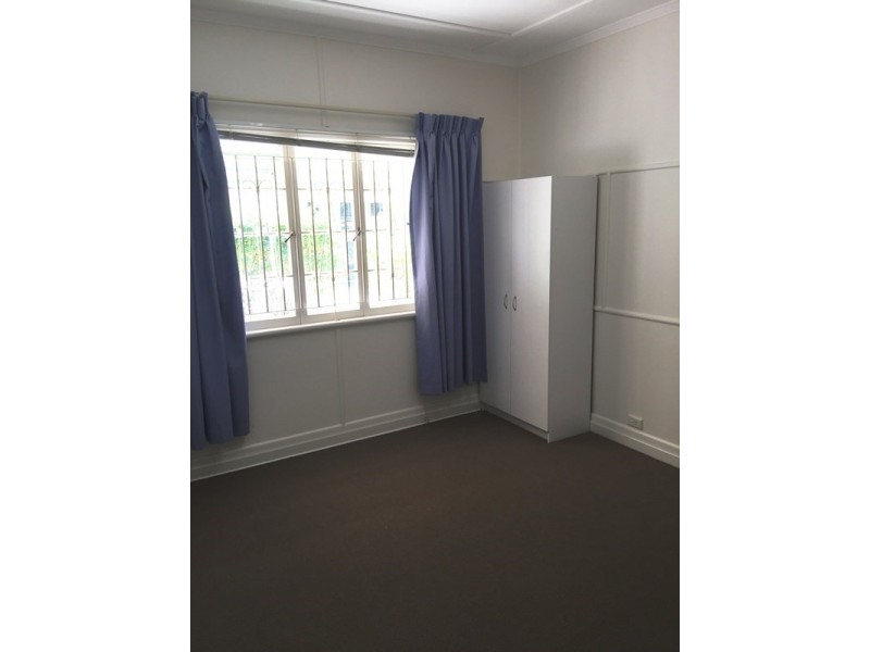 66 Broomfield Street, Taringa QLD 4068