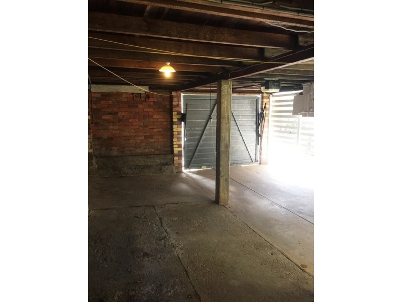 66 Broomfield Street, Taringa QLD 4068