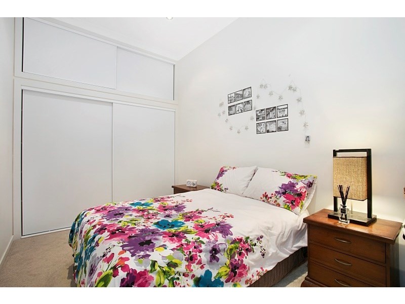 10 Jones Street, Auchenflower QLD 4066