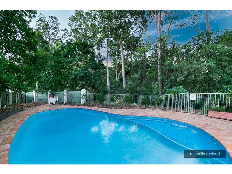 78 Hakea Crescent, Chapel Hill QLD 4069