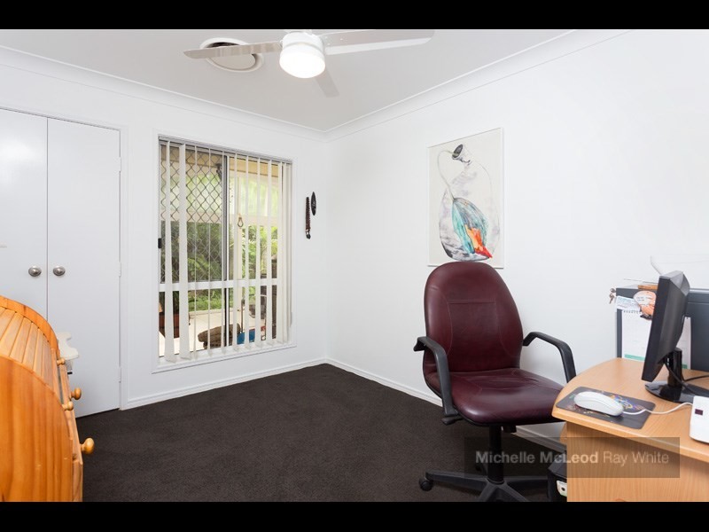 6 Kagoola Close, Chapel Hill QLD 4069