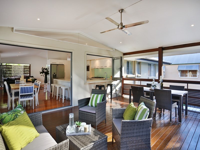 27 Knowles Street, Auchenflower QLD 4066